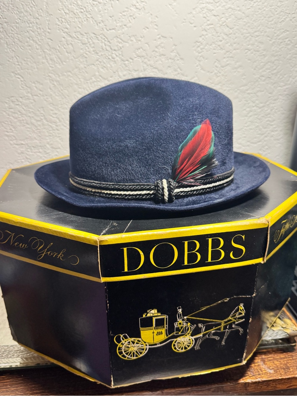 Vintage Dobbs 5th Avenue New York Midnight Blue Fedora Hat Velvet Felt w/Box - Picture 15 of 15